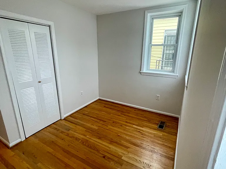 66 Bates St NW #3 — Photo 2