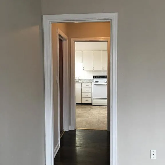 711 N College Ave #21 — Photo 2