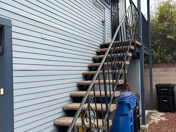5th image of 709 S Chicago St #709
