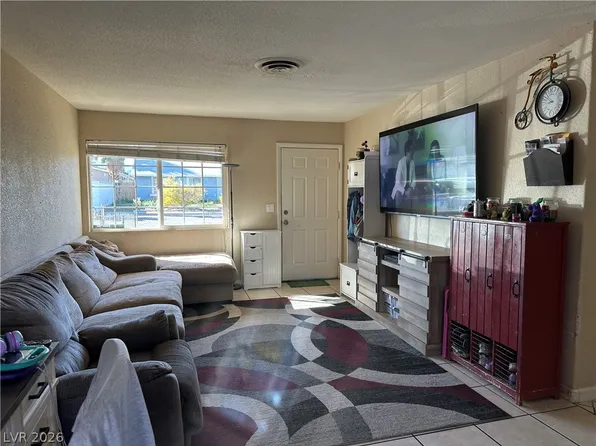 233 Ash St, Henderson, NV 89015