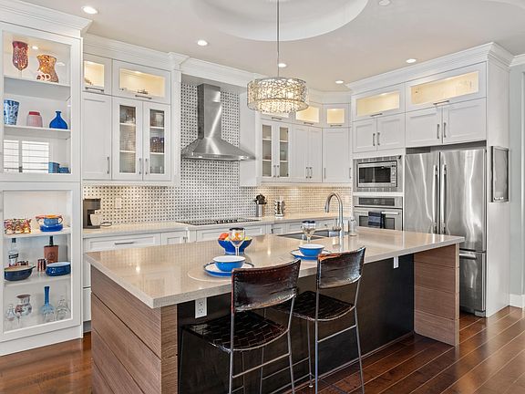4th image of 1426 Finlay St #10
