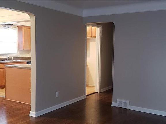 5th image of 14864 Angelique Ave
