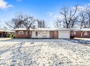 637 E Pearl St, Greenwood, IN 46143