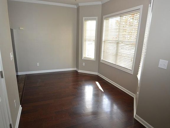 4th image of 650 Ganyard Farm Way Unit 33