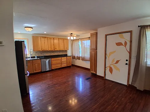 435 Mount Ave Photo 1