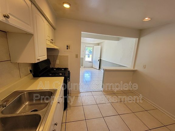 5th image of 1851 Doyon Ct