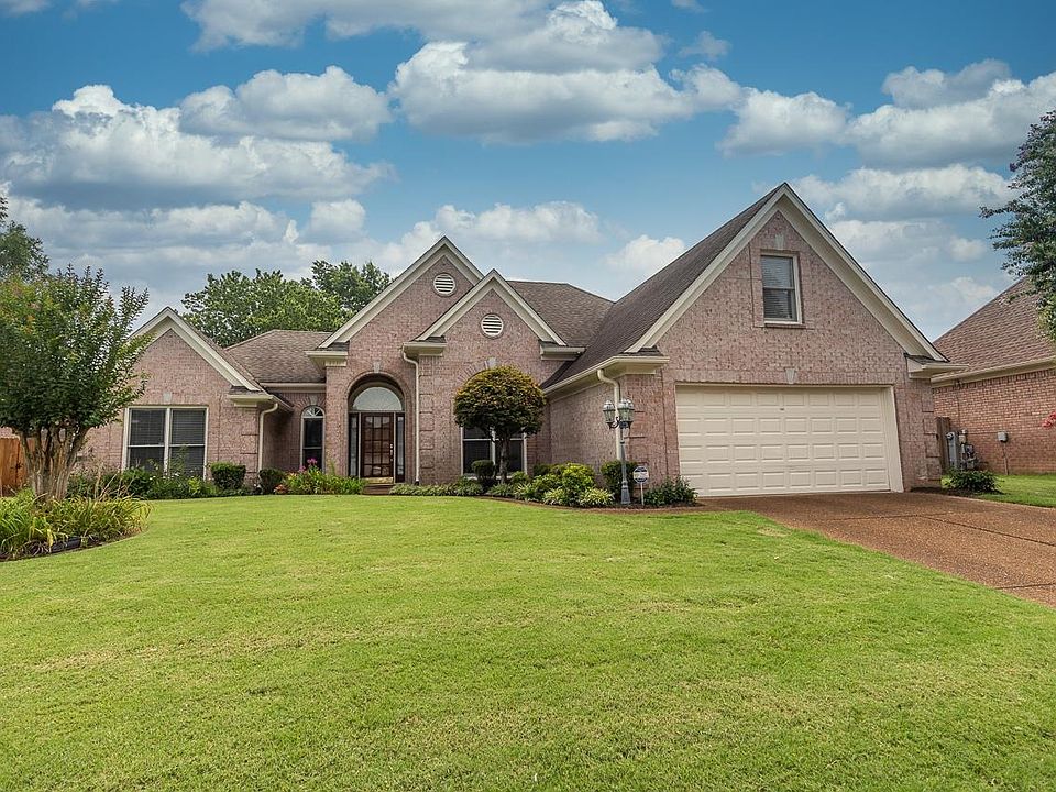 1st image of 8531 Meadow Green Dr
