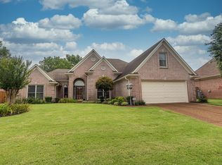 8531 Meadow Green Dr, Cordova, TN 38016