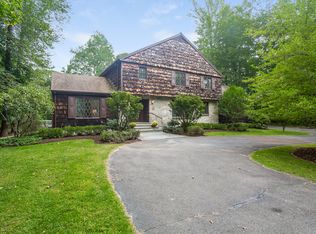 54 Stirrup Hill Rd, Fairfield, CT 06824