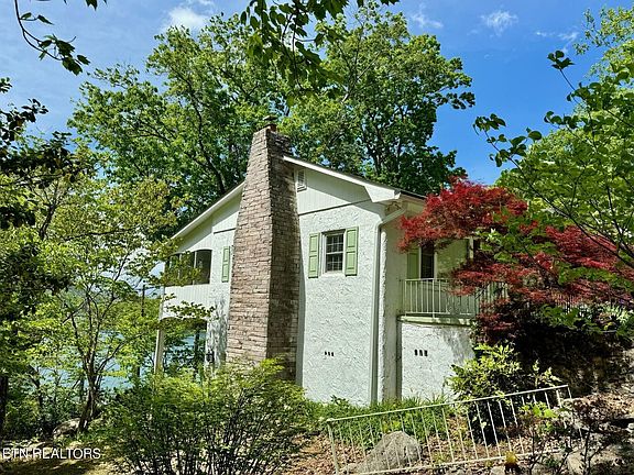 2nd image of 103 Dogwood Trl