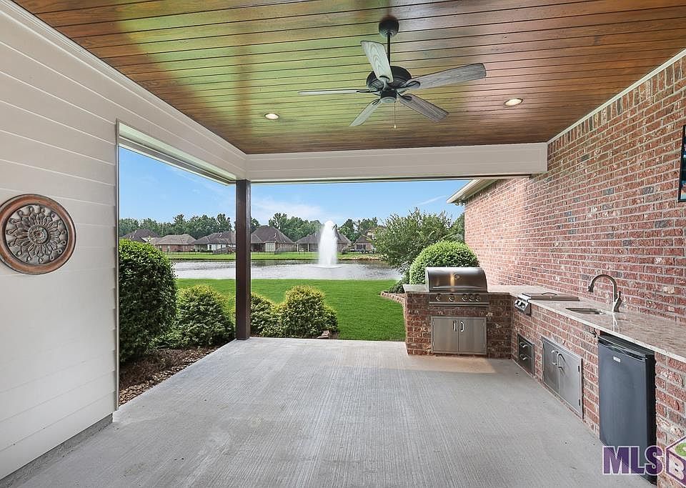 1st image of 37315 Cypress Hollow Ave