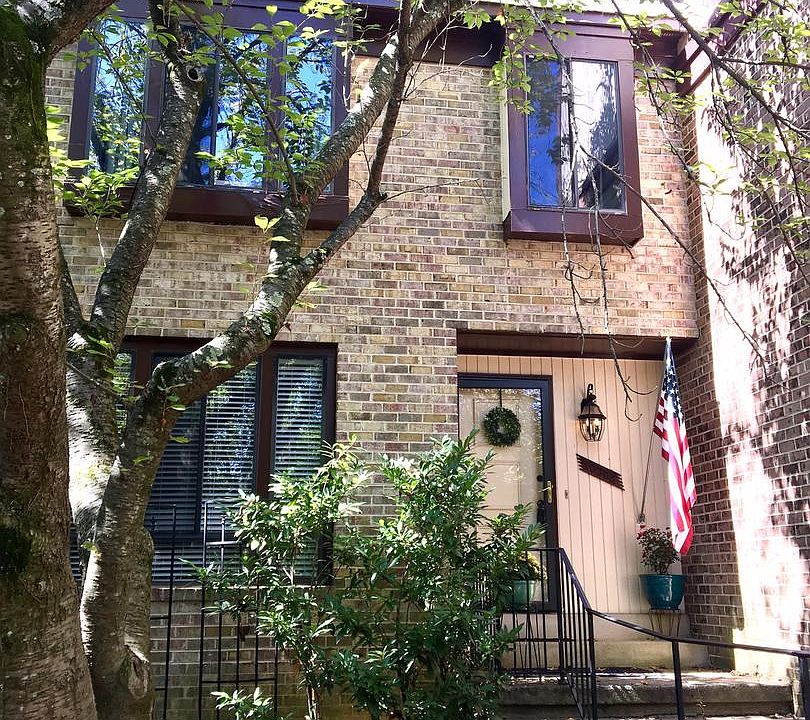 1st image of 10304 Cherry Blossom Ct