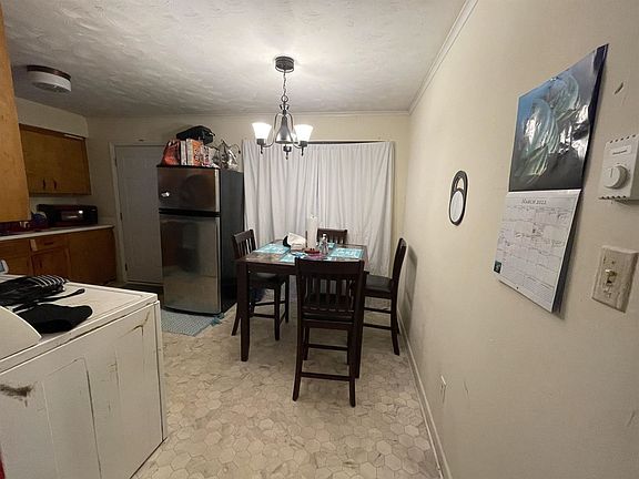 5th image of 408 Yardley Ct