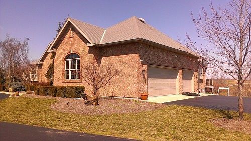 4th image of 480 Lauren Ln