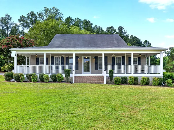102 Bartholomew Rd, Louisburg, NC 27549