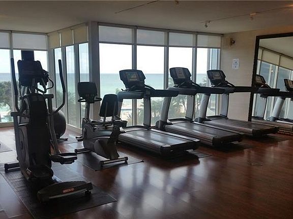 2nd image of 19111 Collins Ave APT 407
