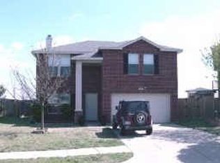 5201 New Castleton Ln, Fort Worth, TX 76135