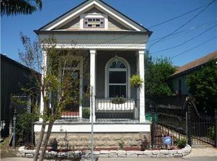 625 4th St, Gretna, LA 70053
