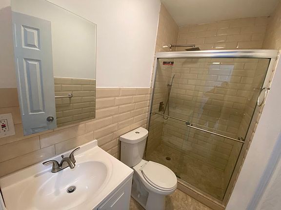 5th image of 265 Etna St