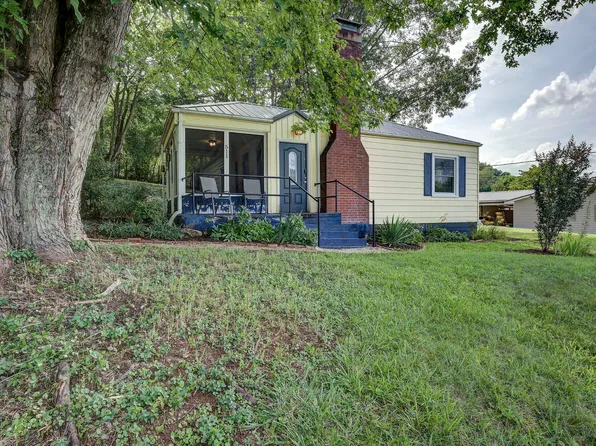 511 Sycamore Gardens St, Elizabethton, TN 37643