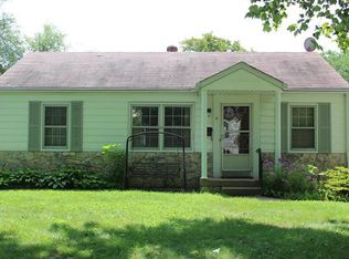 10630 Saint Michael Ln, Saint Ann, MO 63074