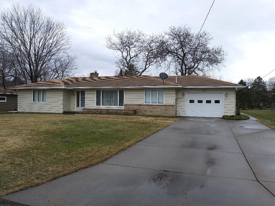 1st image of 107 Otter St