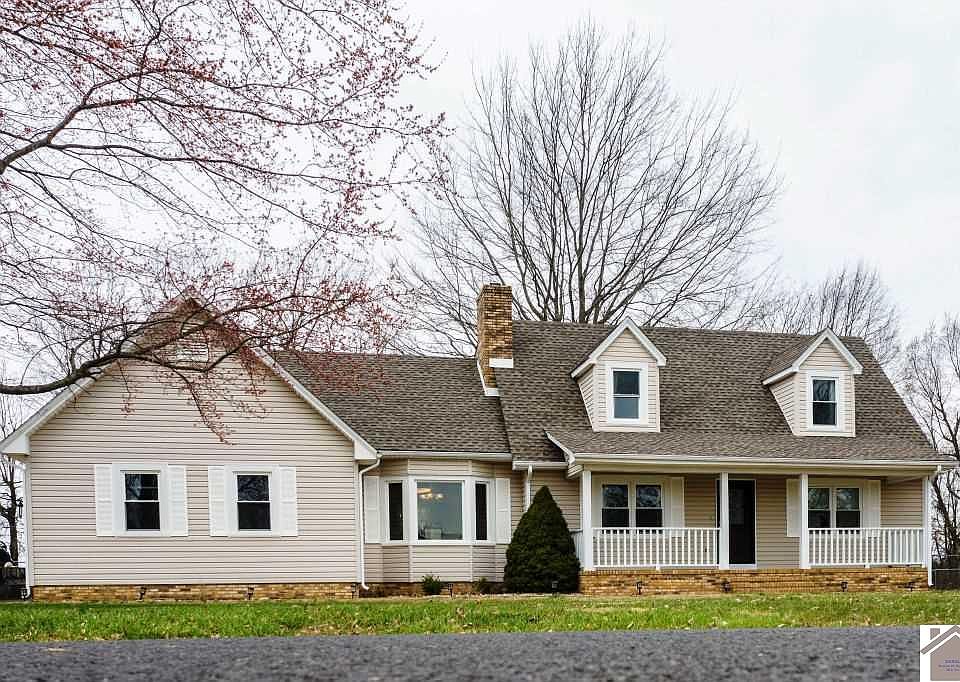 1st image of 17 Carriage Ln