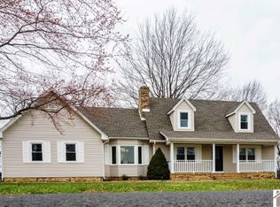 17 Carriage Ln, Benton, KY 42025