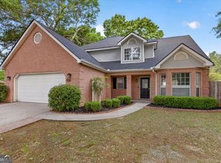 102 Applegate Ct, Bonaire, GA 31005