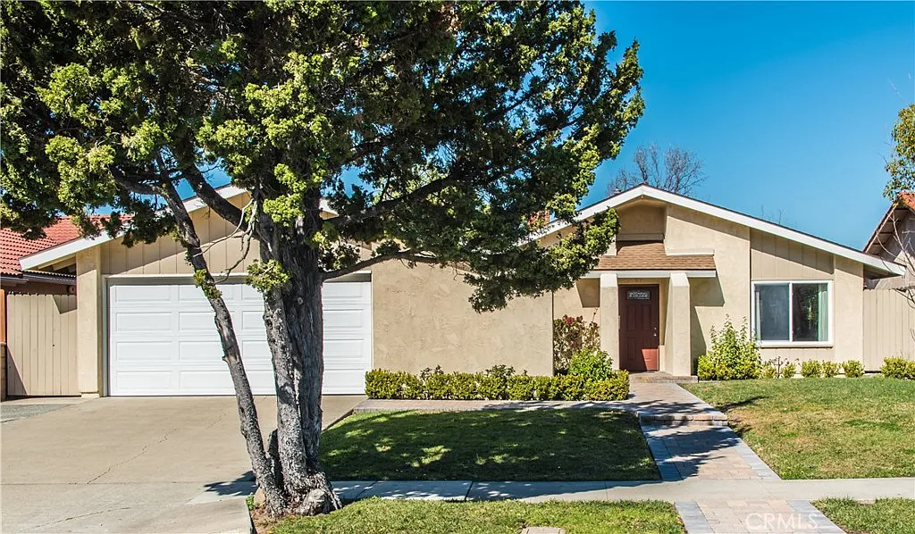 3 bed, 1505 sqft, $4,400 — Photo 1