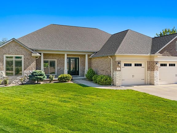 2nd image of 15 Streamwood Ct