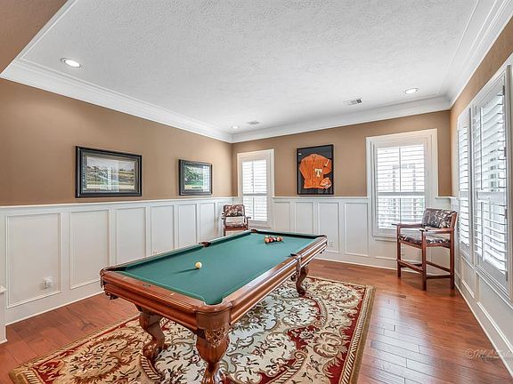 4th image of 26310 Wooded Hollow Ln