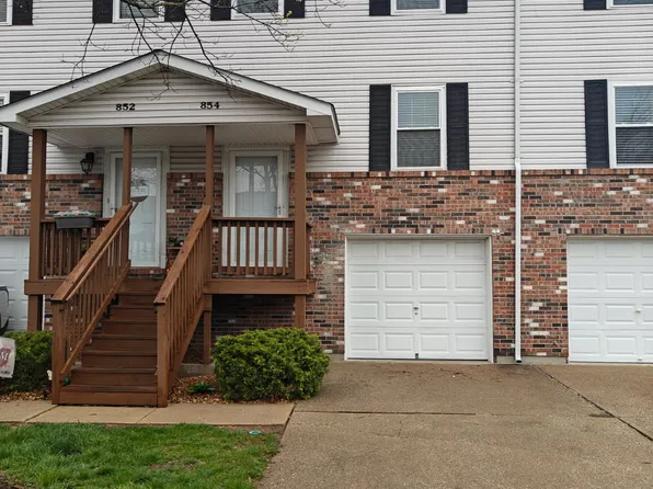 854 Boca Raton Dr, Saint Peters, MO 63376