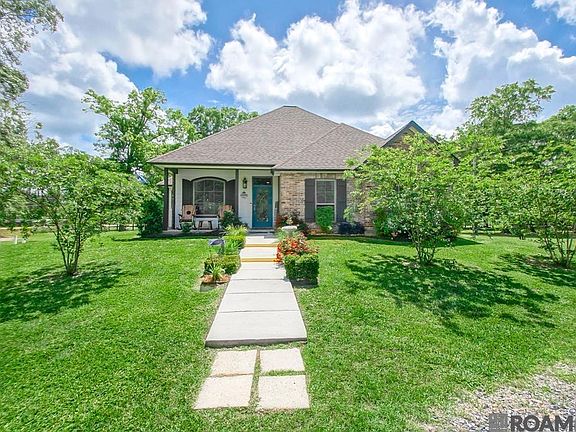 2nd image of 30555 Weiss Rd