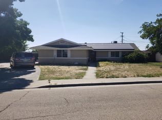 955 Gaye Cir, Lemoore, CA 93245