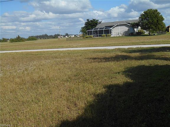 4th image of 522 NW 36th Ave