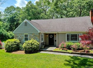 79 Stancliff Rd, Glastonbury, CT 06033