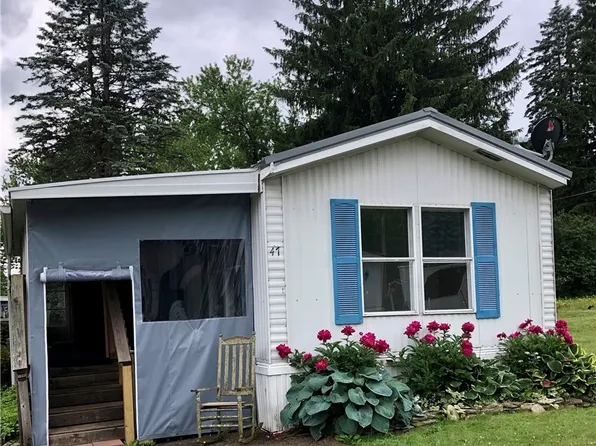 47 4th St, Bemus Pt, NY 14712