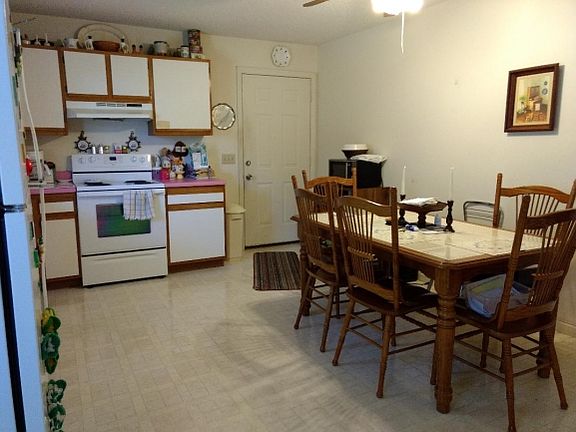5th image of 19011 Tate Dr