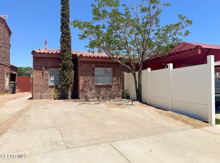 3526 Oasis Dr, El Paso, TX 79936