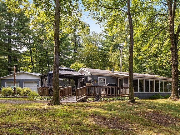 2nd image of 13374 Cabin Cove Trl
