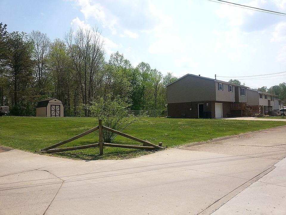 1st image of 304 Woodland Hills Dr