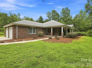 2594 Painters Gap Rd, Union Mills, NC 28167
