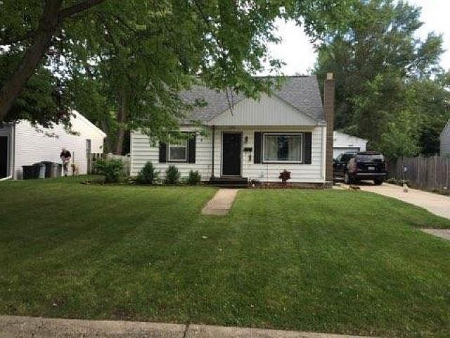1st image of 619 Sheridan Dr