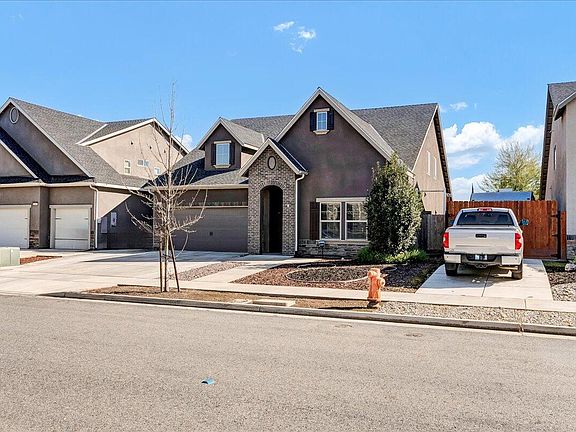 2nd image of 2019 W Babcock Avenue