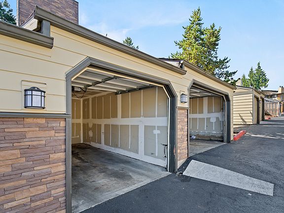 4th image of 6208 NE 17th Ave