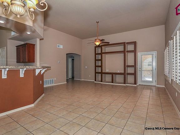 2nd image of 708 Lauren St