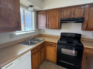 1000 W Prairie St APT 7, Denton, TX 76201
