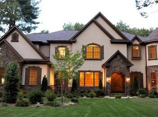 2777 Hill Rd, Vienna, VA 22181