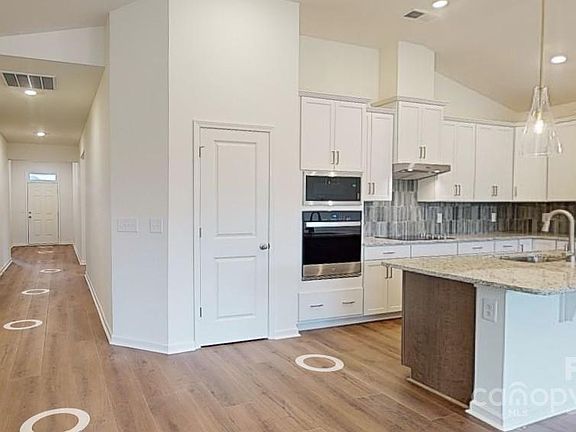 3rd image of 2025 Cunningham Farm Dr